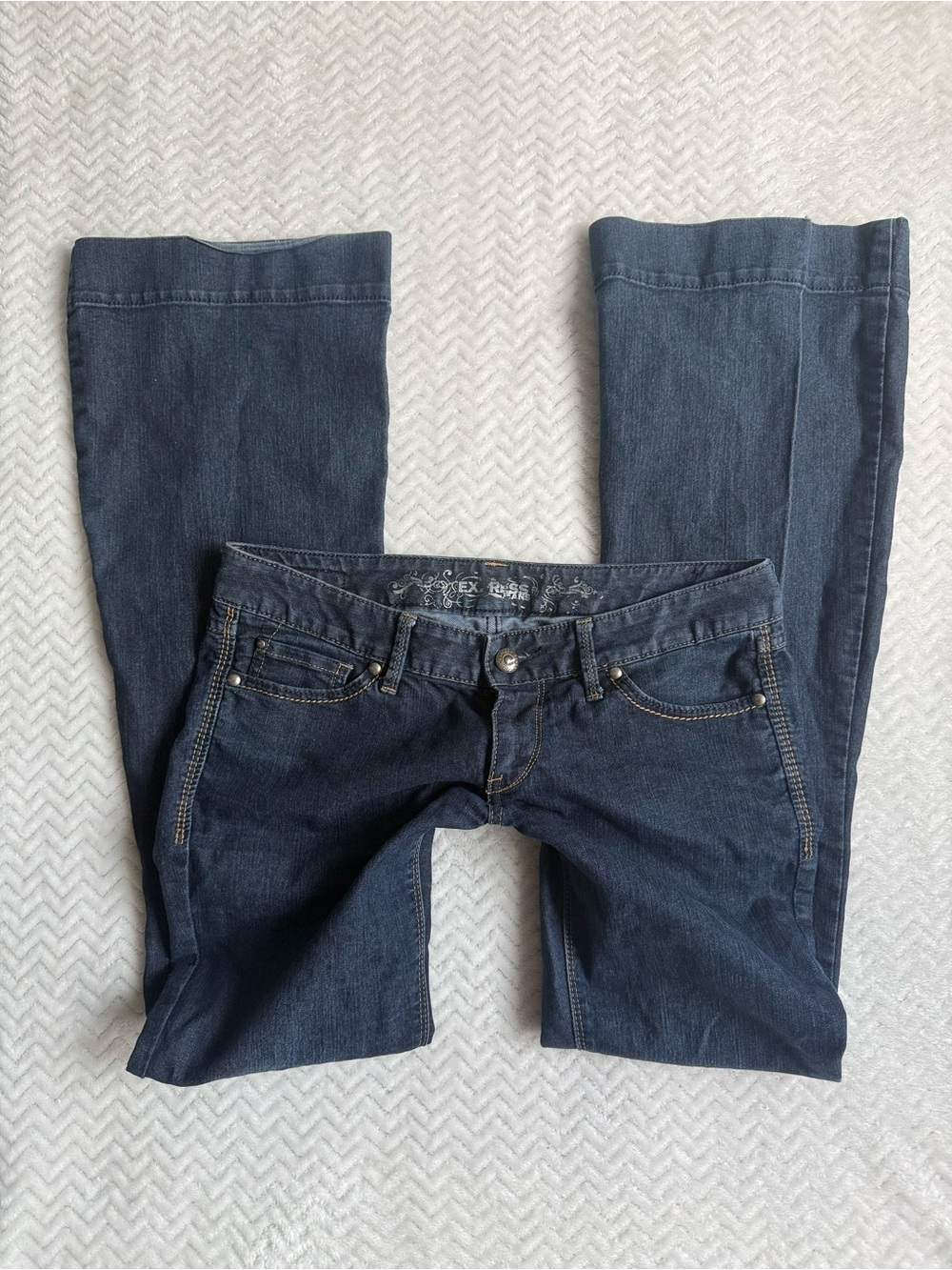 Y2K 2000s Low Rise Bootcut Jeans Size 6